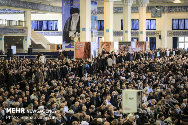 اولین نمازجمعه تهران به امامت حجّت‌الاسلام حاج‌علی‌اکبری