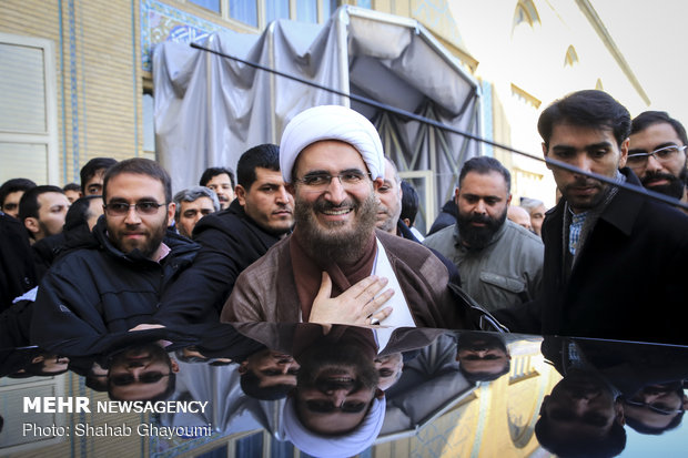 اولین نمازجمعه تهران به امامت حجّت‌الاسلام حاج‌علی‌اکبری
