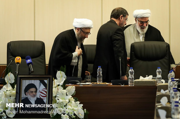 Expediency Council holds first session with Ayatollah Amoli as chairman