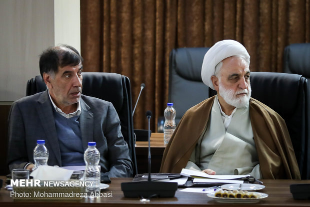 Expediency Council holds first session with Ayatollah Amoli as chairman