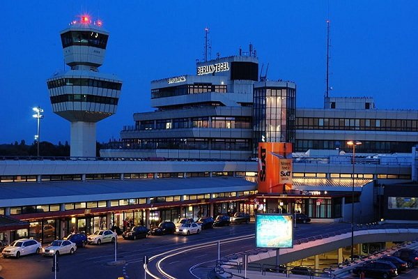 Alman havalimanlarında 25 bin çalışan greve gidiyor