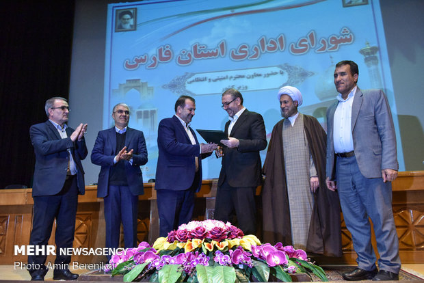 تودیع و معارفه استاندار جدید فارس