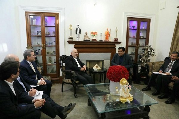 Iran, India ministers discuss bilateral ties