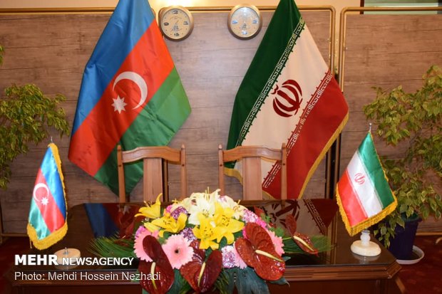 التوقيع على اتفاقية بين ايران وآذربيجان