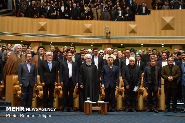 Ayetullah Haşimi Rafsancani için tören