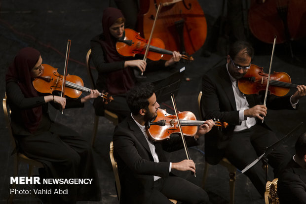 Iran’s natl. orchestra performs in Tabriz