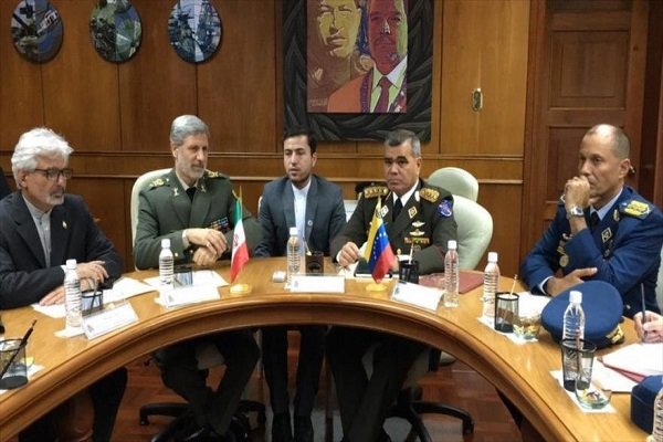 Iranian, Venezuelan defense ministers discuss comprehensive coop. road map 