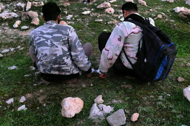 دستگیری شکارچیان «بزکوهی» در زیستگاه‌های شهرستان پلدختر