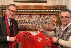 جرج لیکنز