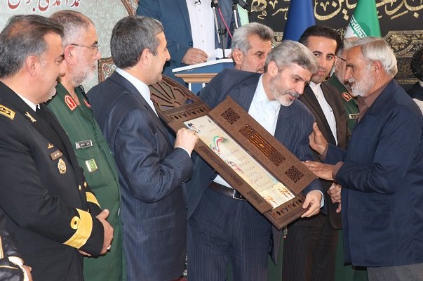 مستند تلویزیونی شهدای مدافع حرم استان بوشهر رونمایی شد مستند تلویزیونی شهدای مدافع حرم استان بوشهر رونمایی شد