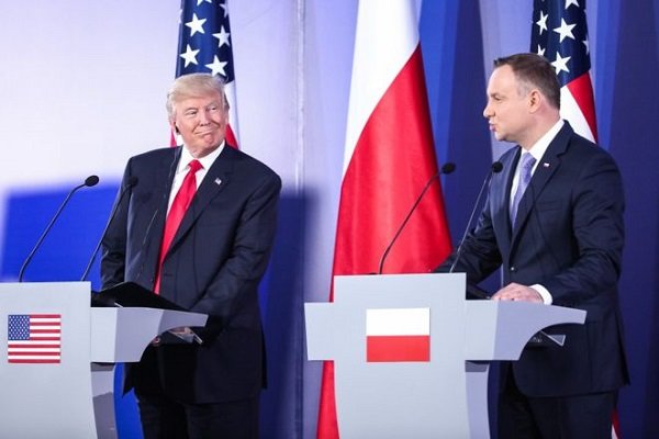 الرئيس البولندي: هناك احتمالية لدعوة إيران لقمة وارسو