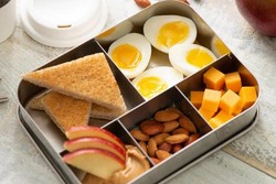 در روزهای امتحان چی بخوریم؟