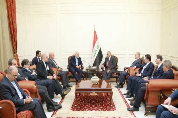 Zarif, Iraqi PM hold meeting in Baghdad 