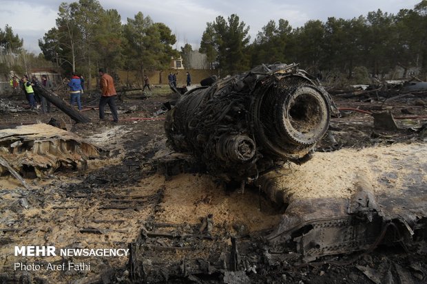 Fatal plane crash at Fath Airport in Karaj