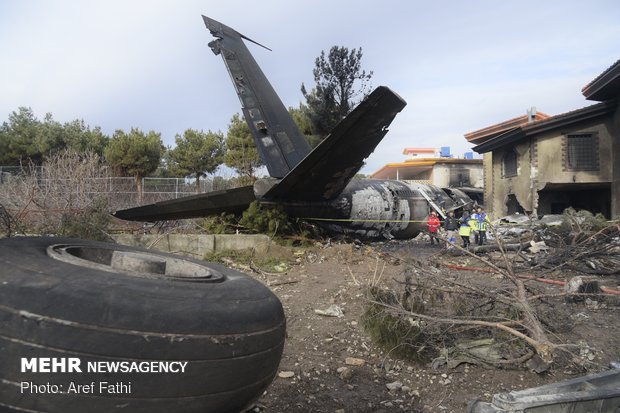 Fatal plane crash at Fath Airport in Karaj