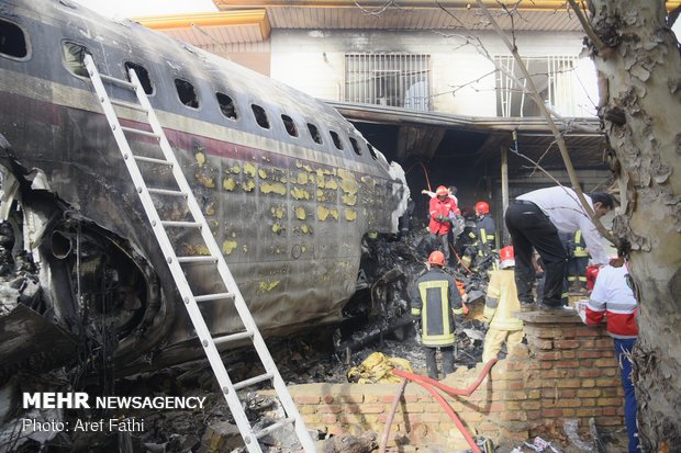 حادثه سقوط هواپیما در فرودگاه فتح کرج
