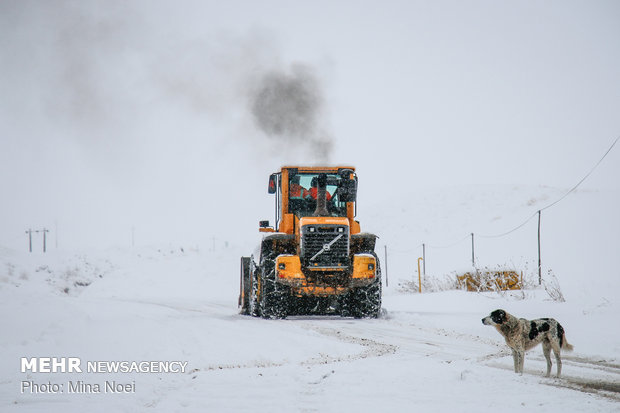 Plowing snow from roads of East Azerbaijan province