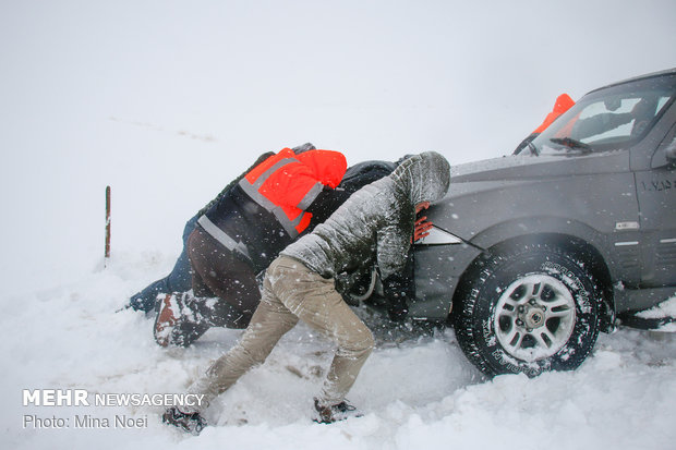 Plowing snow from roads of East Azerbaijan province