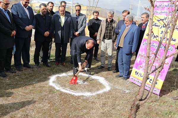 ساختمان ستادی اورژانس پیش بیمارستانی همدان کلنگ زنی شد