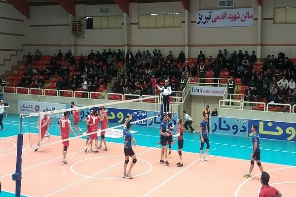 پیروزی تیم والیبال پیام مشهد مقابل عقاب نهاجا در مشهد