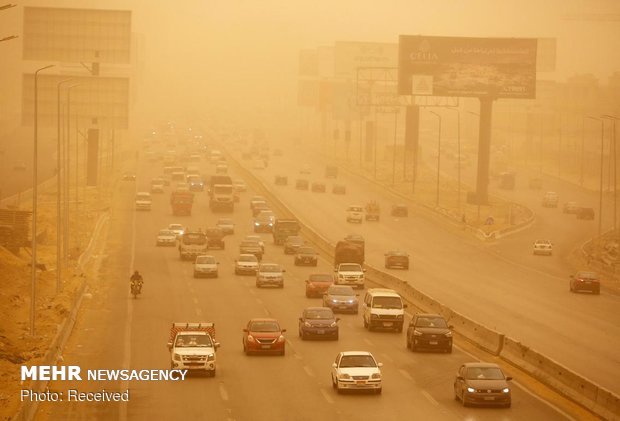 طوفان گردو خاک در شرق گلستان/وزش باد به ۱۰۴ کیلومتر بر ساعت رسید