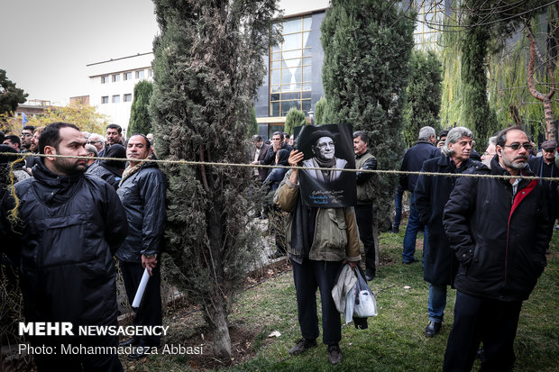 Funeral ceremony of actor Hossein Moheb Ahari