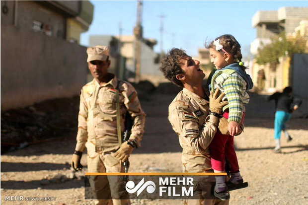 عکس العمل جالب سرباز عراقی در مواجهه با ژنرال آمریکایی