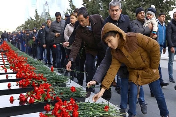 Azerbaycan'da '20 Ocak Olayları' kurbanları anılıyor