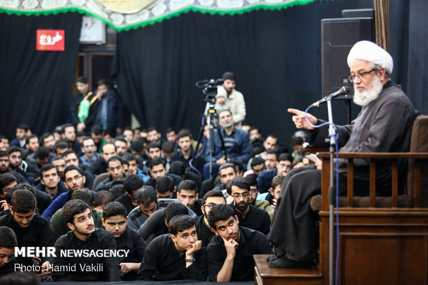 Mourning ceremony for martyrdom anniv. of Hazrat Fatemeh (SA)