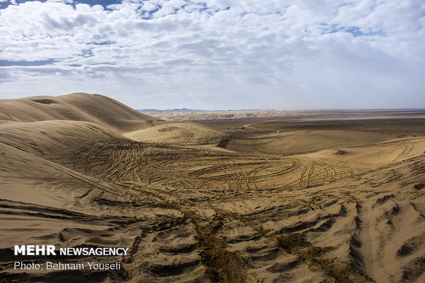 Maranjab Desert in heart of Iran