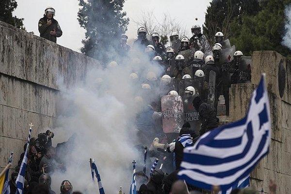 Yunanistan'da olaylı 'Makedonya' gösterisi
