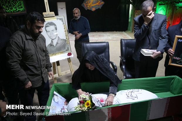 آغوشی که بعد از 30 سال گرم شد