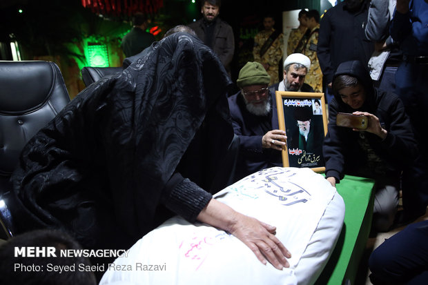 آغوشی که بعد از 30 سال گرم شد