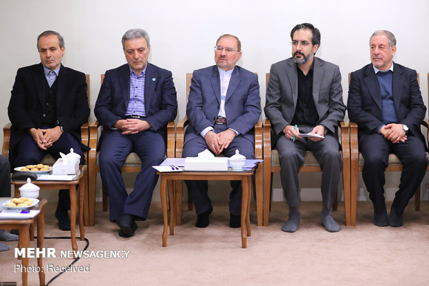دیدار جمعی از مسئولان و محققان پژوهشکده علوم شناختی با رهبر انقلاب