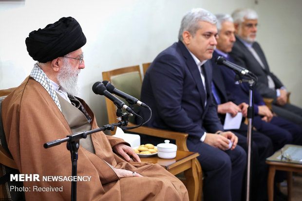 دیدار جمعی از مسئولان و محققان پژوهشکده علوم شناختی با رهبر انقلاب
