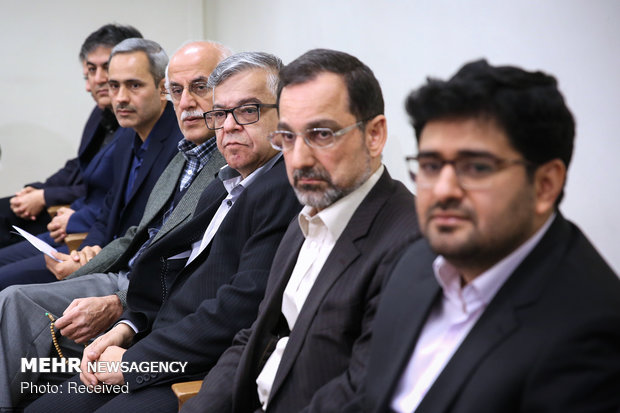 دیدار جمعی از مسئولان و محققان پژوهشکده علوم شناختی با رهبر انقلاب