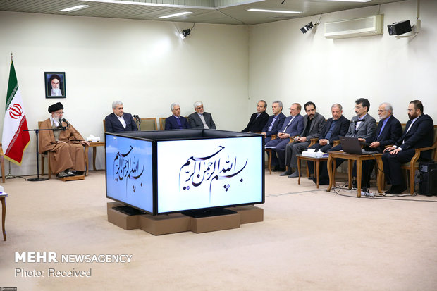 دیدار جمعی از مسئولان و محققان پژوهشکده علوم شناختی با رهبر انقلاب
