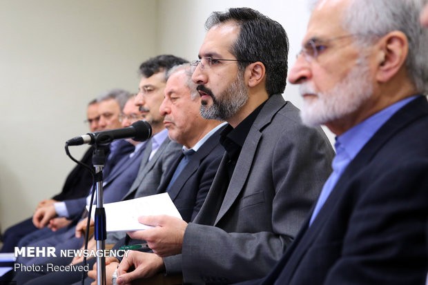 دیدار جمعی از مسئولان و محققان پژوهشکده علوم شناختی با رهبر انقلاب