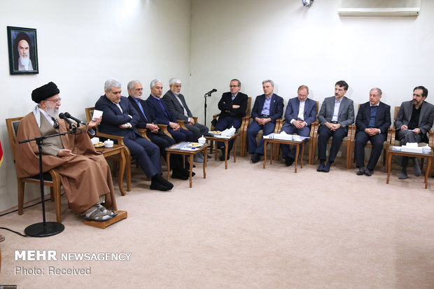 دیدار جمعی از مسئولان و محققان پژوهشکده علوم شناختی با رهبر انقلاب