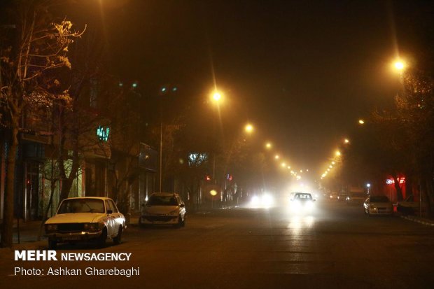 مه گرفتگی شامگاهی در شهر زنجان