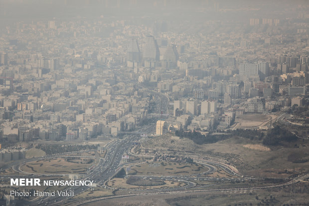 تهران در چنگال آلودگی هوا