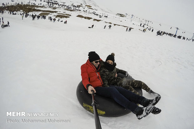 Snow tubing in Abali ski resort 