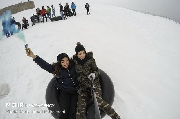 Snow tubing in Abali ski resort 