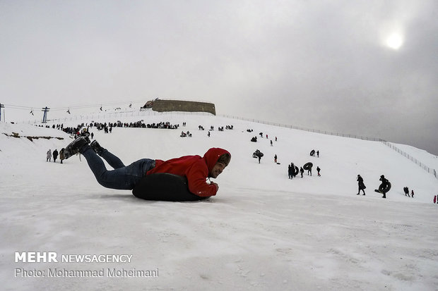 Snow tubing in Abali ski resort 