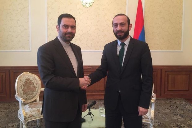 Larijani invites new Armenian parl. speaker for official visit