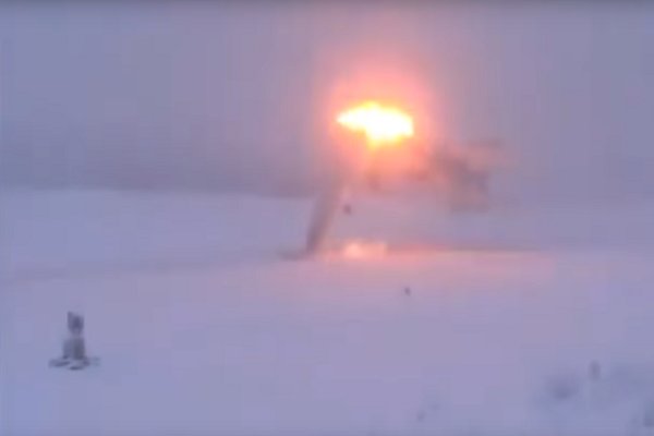 VIDEO: Russian Tu-22M3 bomber splits in two during landing