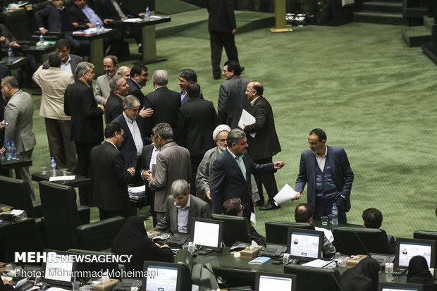 Iran FM Zarif in the Parliament