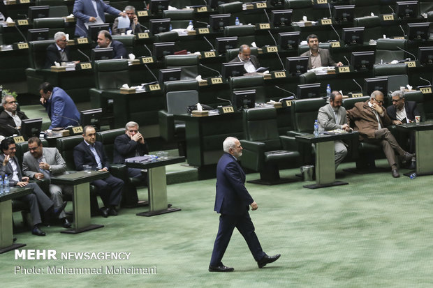 Iran FM Zarif in the Parliament