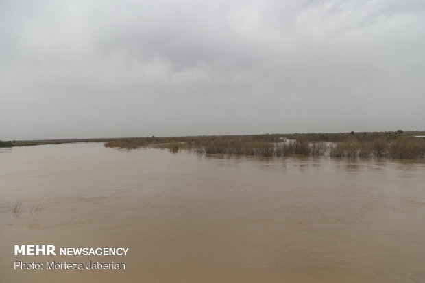 خسارت ۲۰۰ میلیونی به مدرسه‌ای در «اشترینان» به دنبال وقوع سیلاب