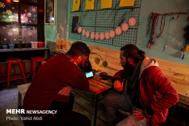 Tabriz citizens watching Iran’s semifinal match vs. Japan 